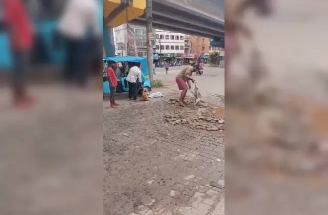 ೧